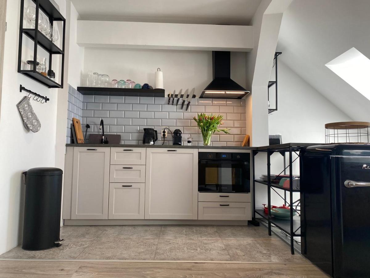 Apartament Hrabala Jelenia Gora Ngoại thất bức ảnh