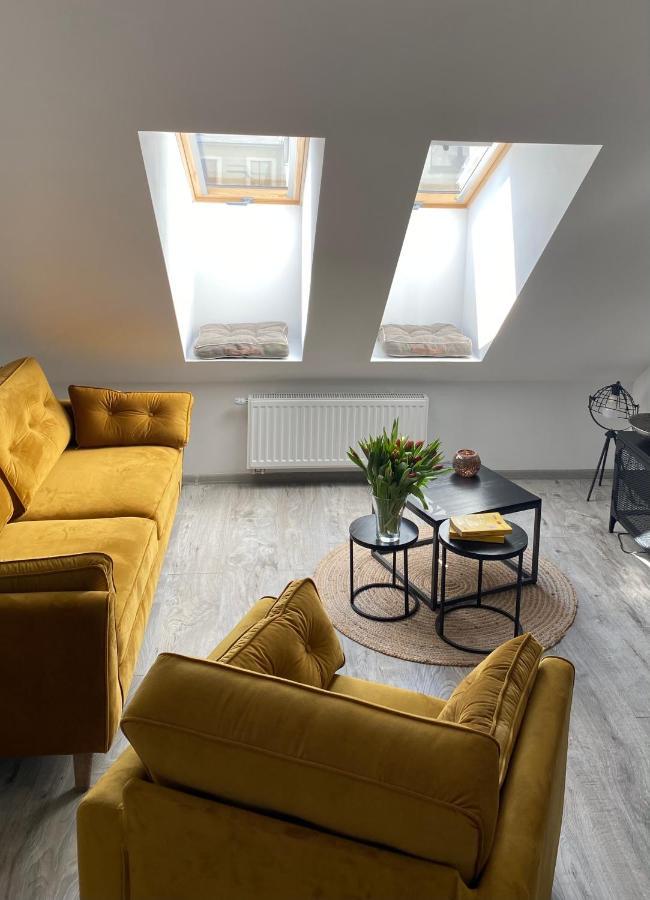 Apartament Hrabala Jelenia Gora Ngoại thất bức ảnh