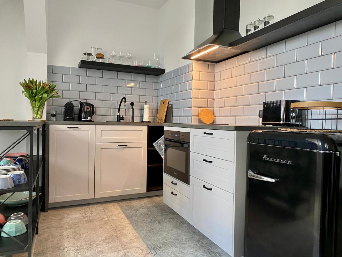 Apartament Hrabala Jelenia Gora Ngoại thất bức ảnh