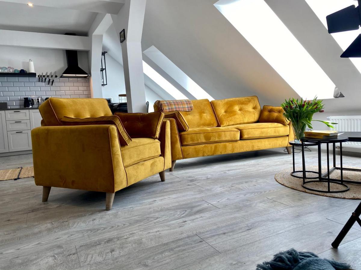 Apartament Hrabala Jelenia Gora Ngoại thất bức ảnh