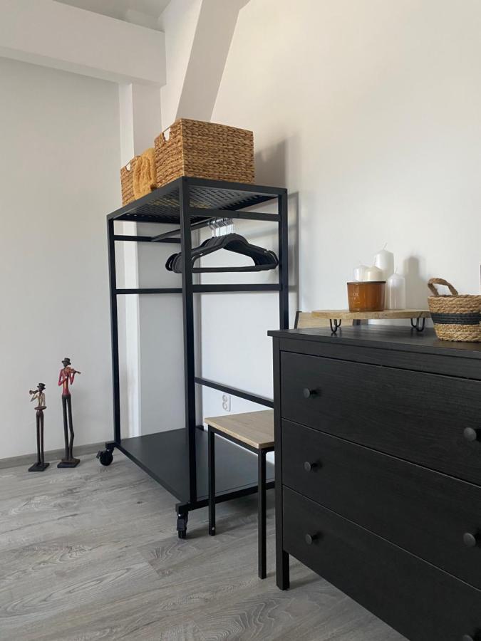 Apartament Hrabala Jelenia Gora Ngoại thất bức ảnh